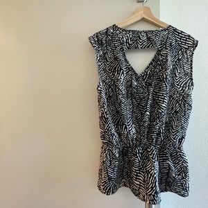 Daniel Rainn black and white blouse